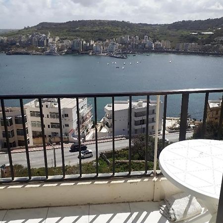 Private Room In Wonderful Sea View Apartment 세인트폴스베이 외부 사진